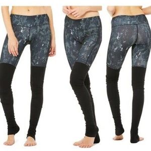 Alo Yoga Goddess Leggings